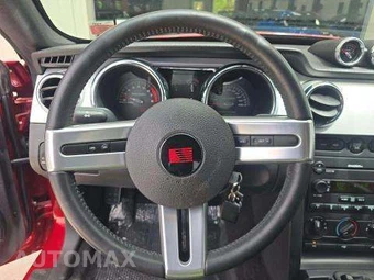 2007 Ford Mustang GT Deluxe Coupe – miniatura 46
