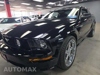 2007 Ford Mustang GT Deluxe Coupe