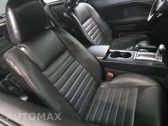 2007 Ford Mustang GT Deluxe Coupe - miniatura 18