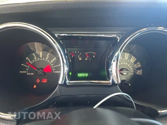 2007 Ford Mustang GT Deluxe Coupe - miniatura 12