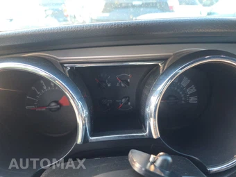 2007 Ford Mustang GT Deluxe Coupe - miniatura 12