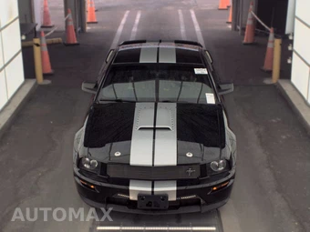 2007 Ford Mustang GT Deluxe Coupe - miniatura 2