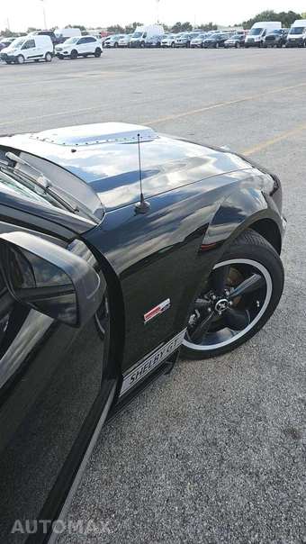 2007 Ford Mustang GT Deluxe Coupe - miniatura 21