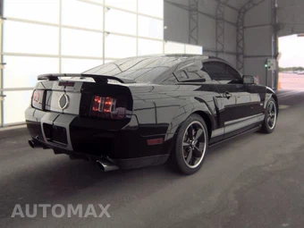 2007 Ford Mustang GT Deluxe Coupe - miniatura 4