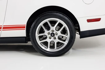 2007 Ford Mustang Shelby GT500 Coupe - miniatura 10