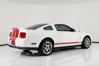 2007 Ford Mustang Shelby GT500 Coupe - miniatura 3