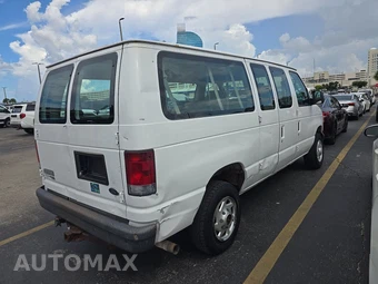 2007 Ford Super Duty E-350 Wagon XL 138.0" WB - miniatura 4