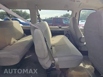 2007 Ford Super Duty E-350 Wagon XLT 138.0" WB - miniatura 13