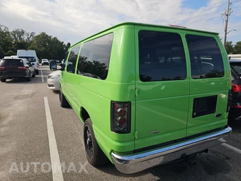 2007 Ford Super Duty E-350 Wagon XLT 138.0" WB - miniatura 6