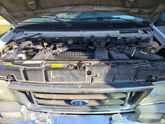 2007 Ford Super Duty E-450 Cutaway DRW 176.0" WB - miniatura 16