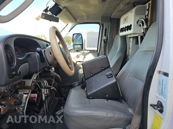 2007 Ford Super Duty E-450 Cutaway DRW 176.0" WB - miniatura 7