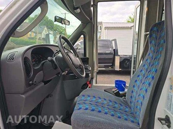 2007 Ford Super Duty E-450 Cutaway DRW - miniatura 6