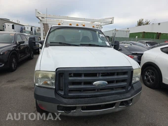 2007 Ford Super Duty F-350 Cab Chassis XL Regular Cab DRW - miniatura 2