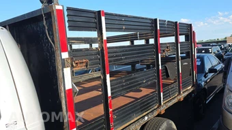 2007 Ford Super Duty F-350 Cab Chassis XLT Regular Cab DRW - miniatura 17
