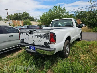 2007 Ford Super Duty F-350 XLT Regular Cab Long Bed - miniatura 3
