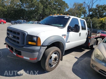 2007 Ford Super Duty F-450 Cab Chassis XL Crew Cab DRW