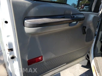 2007 Ford Super Duty F-450 Cab Chassis XL Crew Cab DRW - miniatura 15