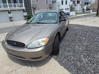 2007 Ford Taurus SE