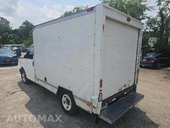 2007 GMC Savana 3500 Cutaway 1WT 8600 GVWR - miniatura 2