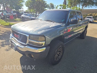 2007 GMC Sierra 1500 Classic SL Crew Cab Short Bed 2SB