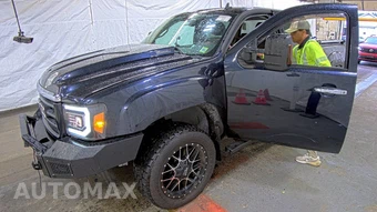 2007 GMC Sierra 1500 SLT Crew Cab Short Bed 4SA