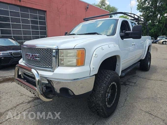 2007 GMC Sierra 1500 SLT Crew Cab Short Bed 4SA