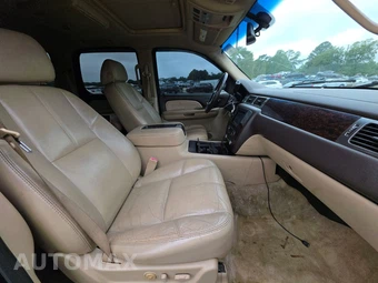2007 GMC Yukon Denali 5SA – miniatura 8