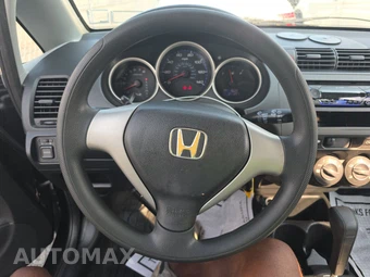 2007 Honda Fit - miniatura 10