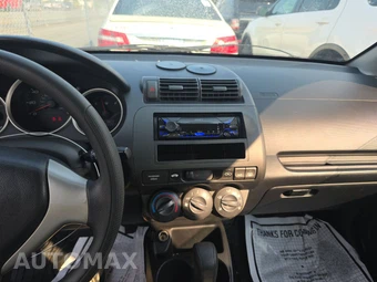 2007 Honda Fit - miniatura 11