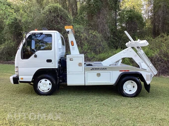 2007 Isuzu NPR NPR-ST — car from the USA, Manheim Buy-Now listing at AUTOMAX