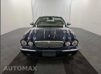2007 Jaguar XJ8 - miniatura 2