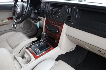 2007 Jeep Commander Limited - miniatura 8