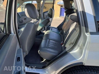 2007 Jeep Grand Cherokee Laredo - miniatura 11