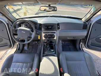 2007 Jeep Grand Cherokee Laredo - miniatura 3