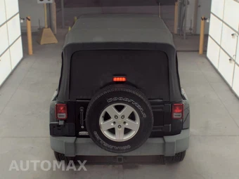 2007 Jeep Wrangler Unlimited Sahara - miniatura 5