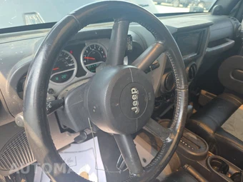 2007 Jeep Wrangler Unlimited Sahara - miniatura 10
