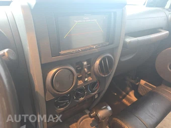 2007 Jeep Wrangler Unlimited Sahara - miniatura 11