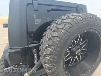 2007 Jeep Wrangler Unlimited Sahara - miniatura 16
