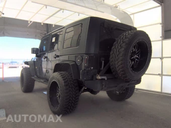 2007 Jeep Wrangler Unlimited Sahara - miniatura 6