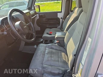 2007 Jeep Wrangler Unlimited Sahara - miniatura 13