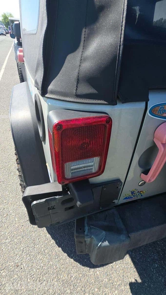 2007 Jeep Wrangler Unlimited X – miniatura 22