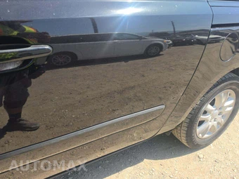 2007 Kia Sedona EX 118.9" WB - miniatura 30