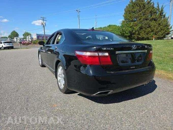 2007 Lexus LS 460 – miniatura 2