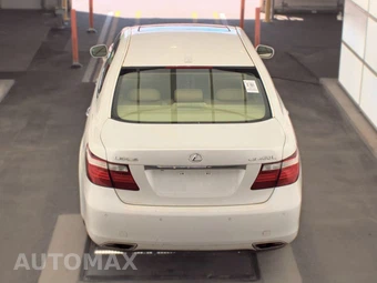 2007 Lexus LS 460L - miniatura 5