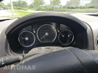 2007 Lincoln Mark LT Crew Cab Medium Bed - miniatura 6