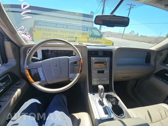 2007 Lincoln Navigator L – miniatura 11