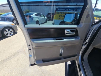 2007 Lincoln Navigator L – miniatura 9