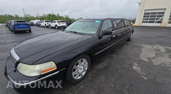 2007 Lincoln Town Car Executive w/Limousine Pkg — samochód z USA z aukcji Manheim, oferta Kup Teraz w AUTOMAX