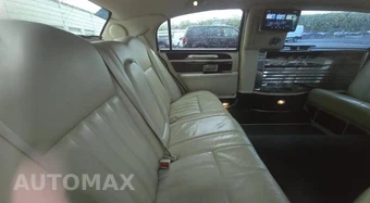 2007 Lincoln Town Car Executive w/Limousine Pkg – miniatura 11