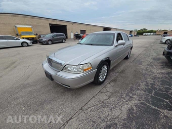 2007 Lincoln Town Car Signature